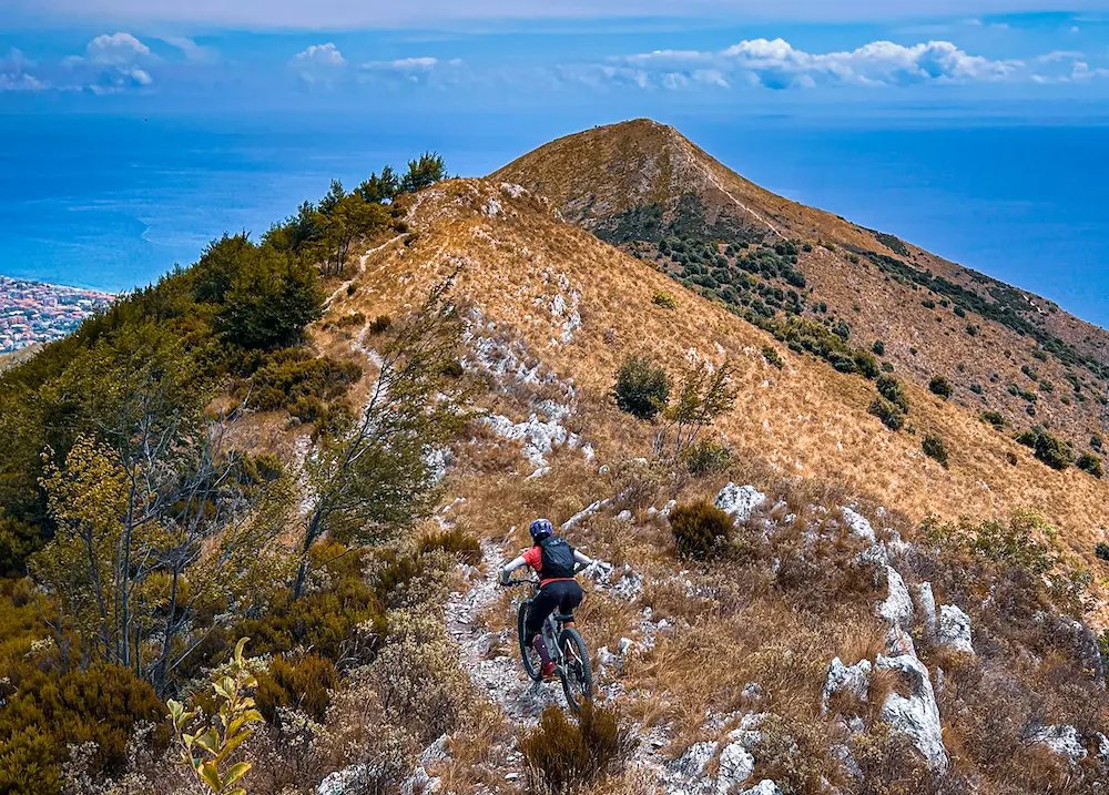 3-day Azur Tour Essential: technical enduro mountain biking from the Italian Alps to the Mediterranean sea with Trails Unlimited